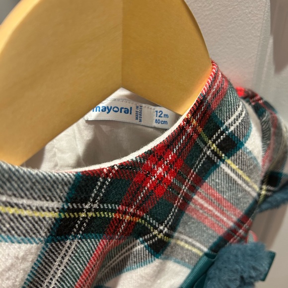 Mayoral Christmas holiday dress 12 months
Worn once for half hour photoshoot - Picture 2 of 3